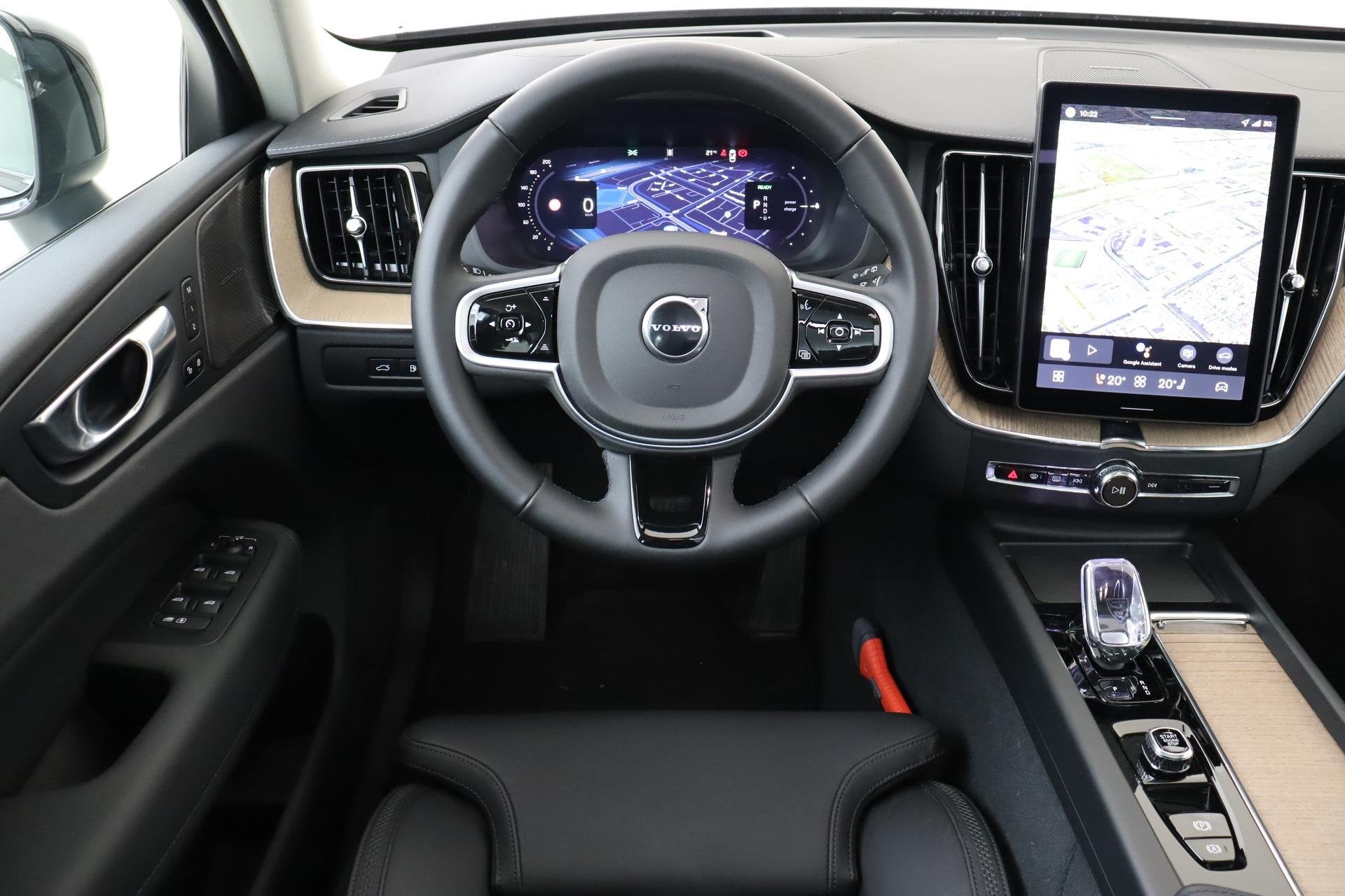 Volvo XC60 II T6 PLUG-IN HYBRID AWD ULTRA DARK -PANO.DAK|HAR, Automaat, 12 maanden, Gebruikt, Euro 6