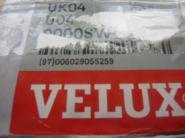 Nieuwe Velux hor voor U(K)04 in witte omlijsting ( 134 x 98, 100 tot 150 cm, Wit, Nieuw, Ophalen of Verzenden