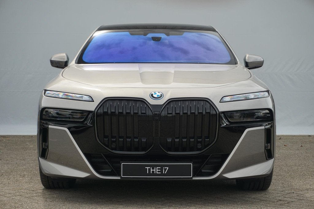BMW i7 xDrive60 106 kWh Executive Drive Pro | M Sportpakket, Auto's, BMW, Automaat, Stof, 624 km, 106 kWh