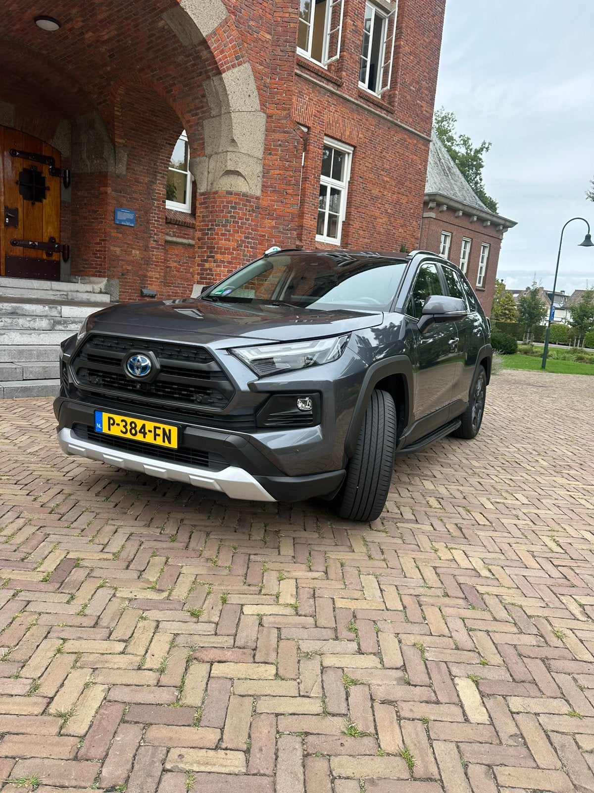 Toyota Rav4 Adventure 2.5 Hybrid 222pk CVT AWD 2022, Automaat, 4 cilinders, 2487 cc, 1650 kg