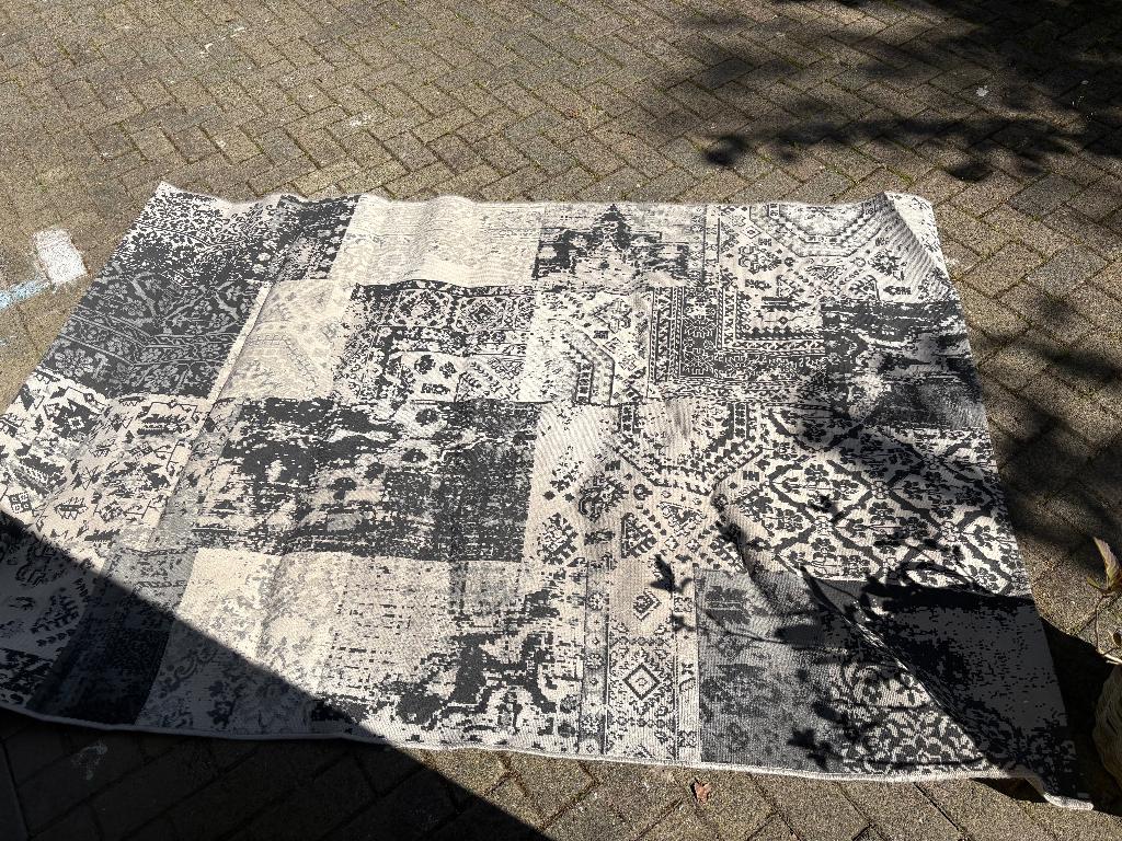 Grijze vloerkleed, Ophalen, Gebruikt, 200 cm of meer, 200 cm of meer