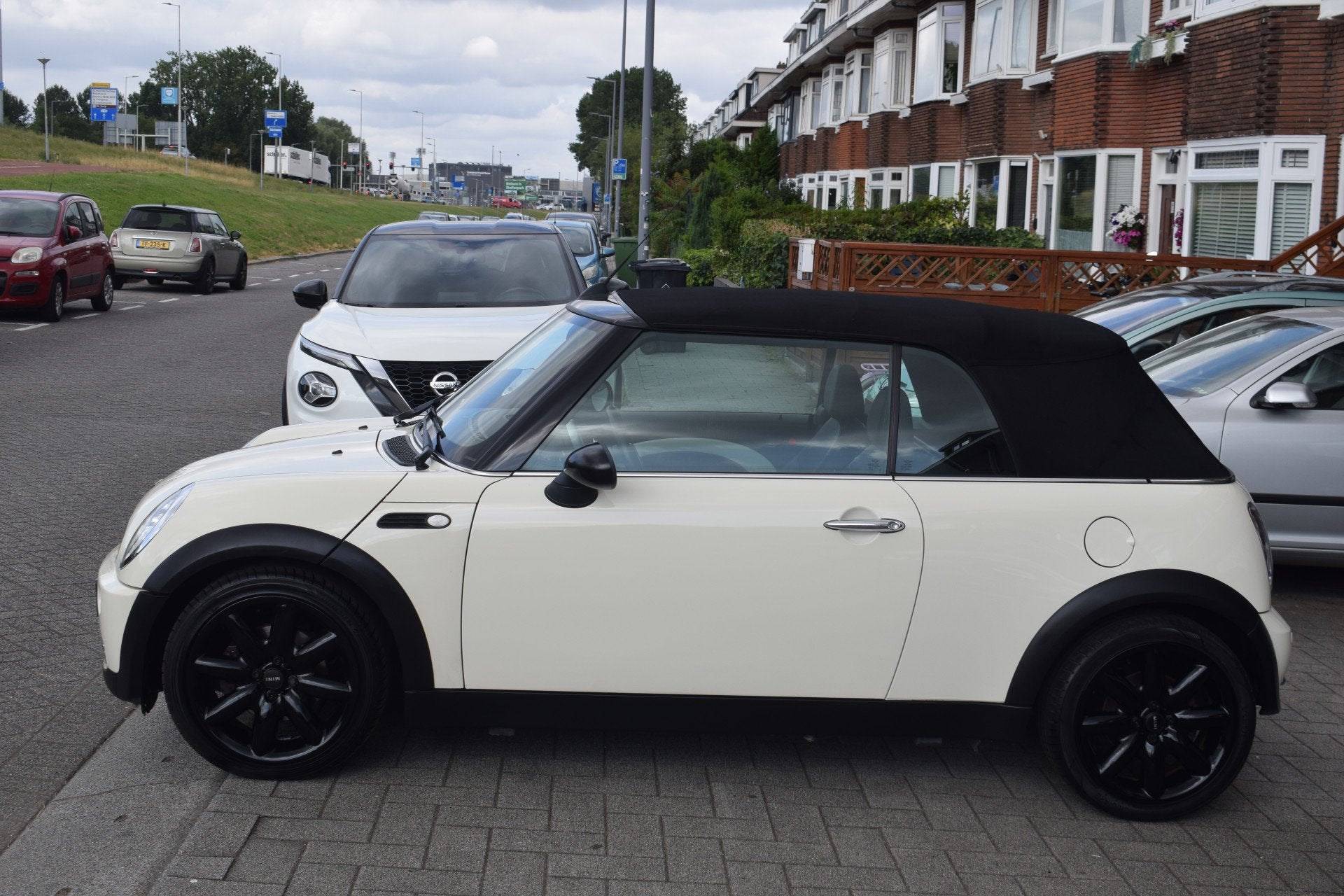MINI Cabrio 1.6 Cooper Sidewalk AIRCO,ELEK CABRIODAK, Auto's, Mini, Voorwielaandrijving, Stof, Gebruikt, Cabriolet