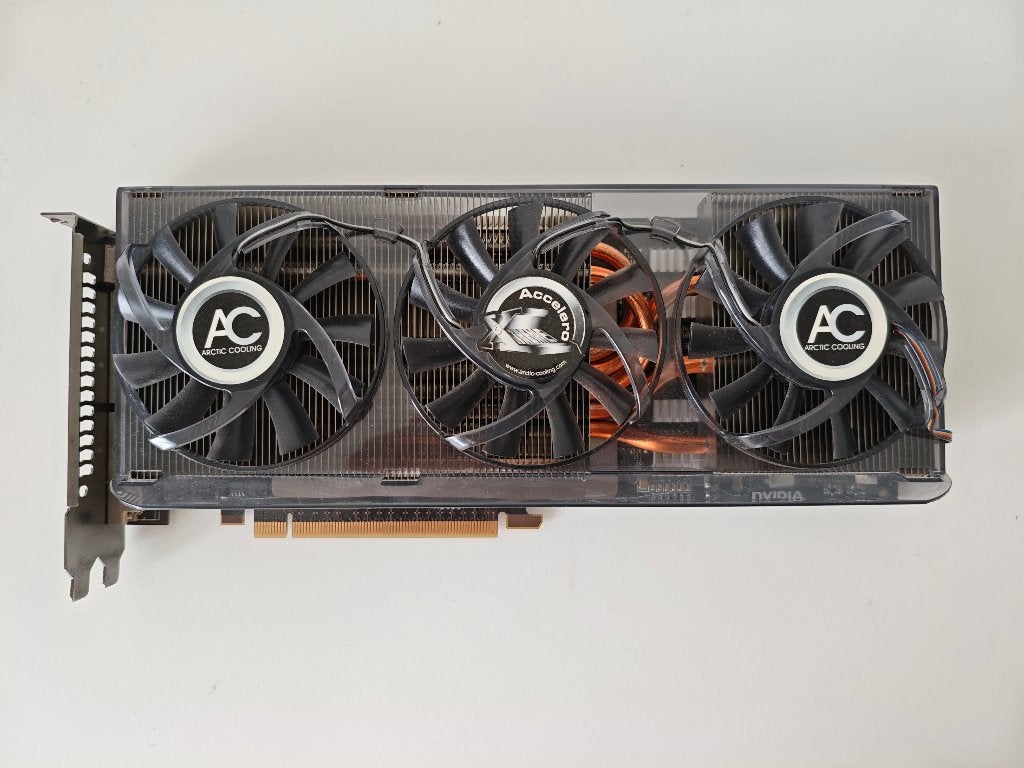 Nvidia Geforce 8800 GTX with Arctic Cooling 768MB 384 bit, Verzenden