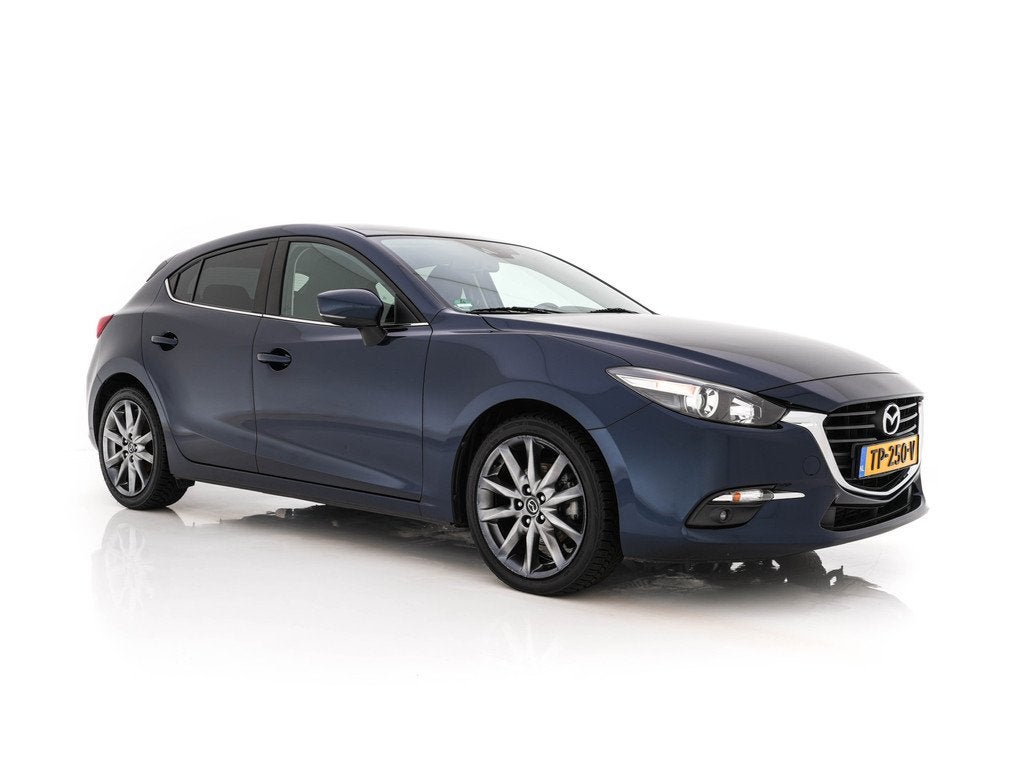 Mazda 3 2.2 SkyActiv-D 150 SkyLease *HEATED-COMFORTSEATS | N, Auto's, Mazda, Voorwielaandrijving, Stof, Gebruikt, 4 cilinders