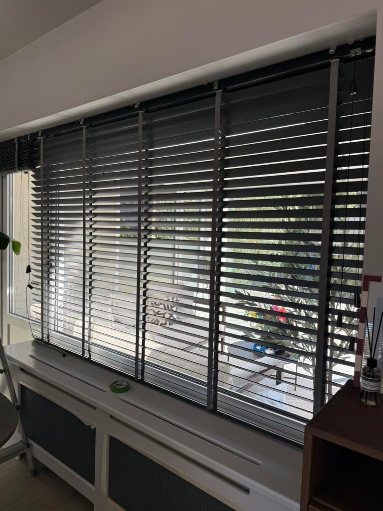 Houten jaloezieën grijs, Ophalen, Zo goed als nieuw, Grijs