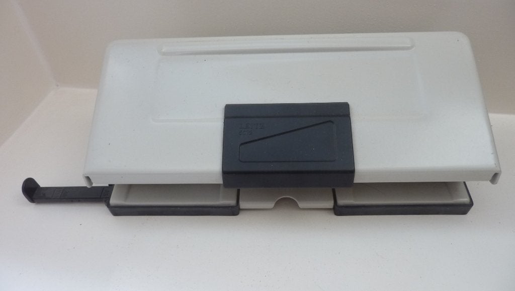 goede Leitz viergats perforator, Ophalen of Verzenden, Zo goed als nieuw