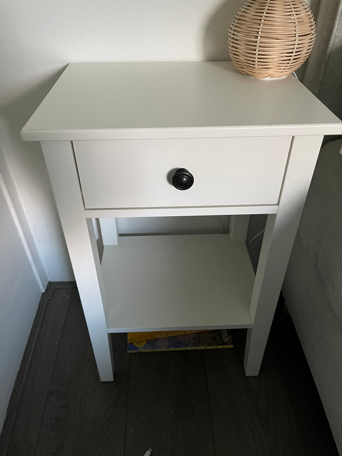 Jysk nachtkastje, Ophalen, Zo goed als nieuw, Minder dan 45 cm, 55 tot 70 cm