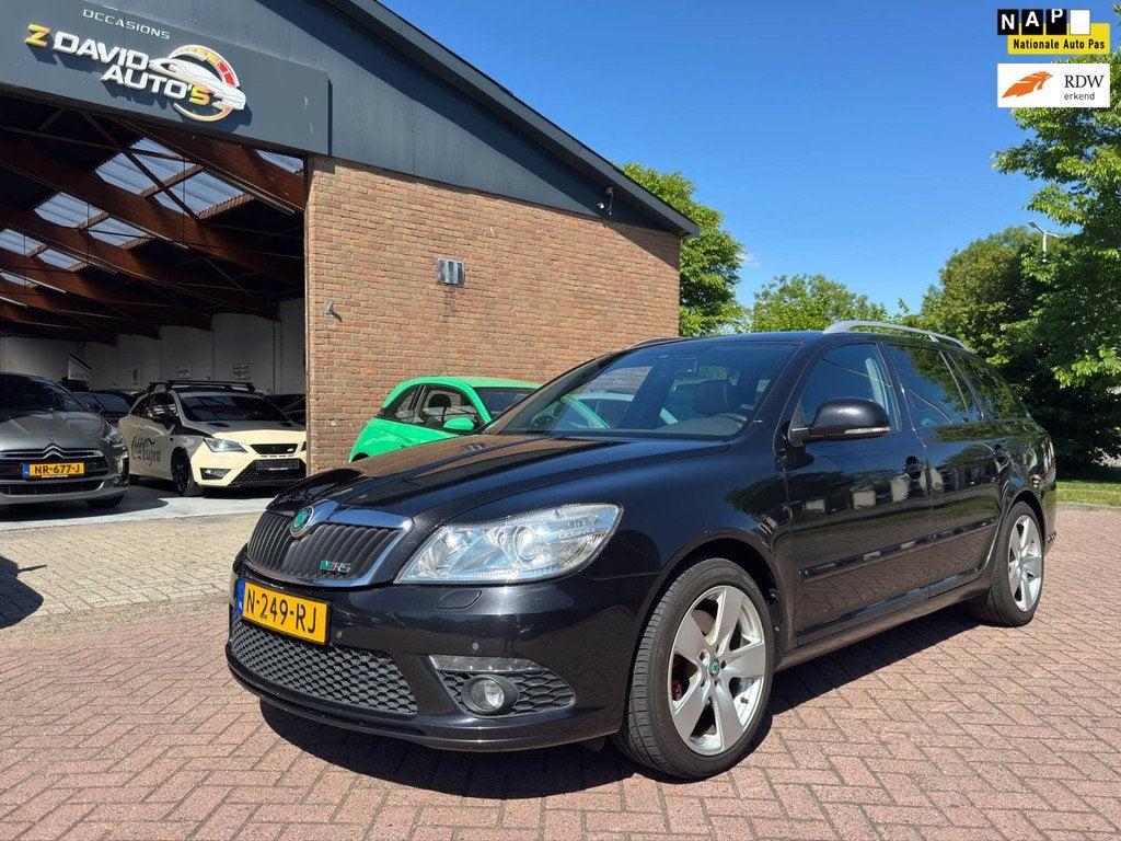 Skoda Octavia Combi 2.0 TFSI RS Automaat Opendak stoelver, Auto's, Skoda, Euro 5, Gebruikt, 4 cilinders, 1984 cc