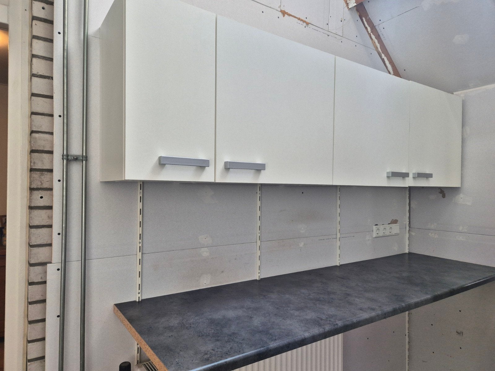 Klein keukenblokje met aanrechtblad, Ophalen, 200 cm of meer, Wit, Zo goed als nieuw