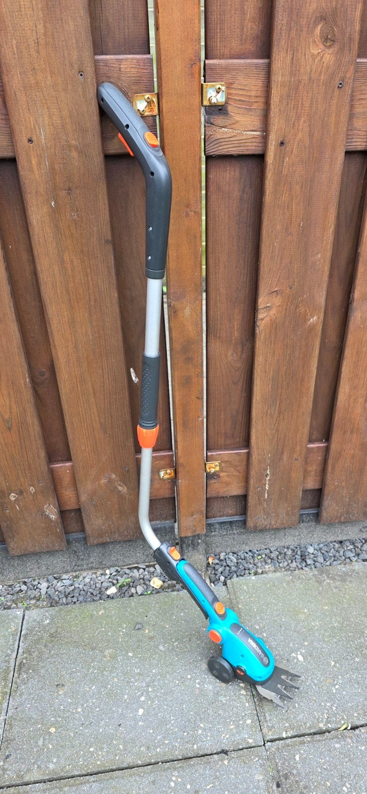 Gardena ComfortCut Li Gras- en Struikschaar met steel, Tuin en Terras, Heggenscharen, Ophalen of Verzenden, Gebruikt, Accu, Gardena.
