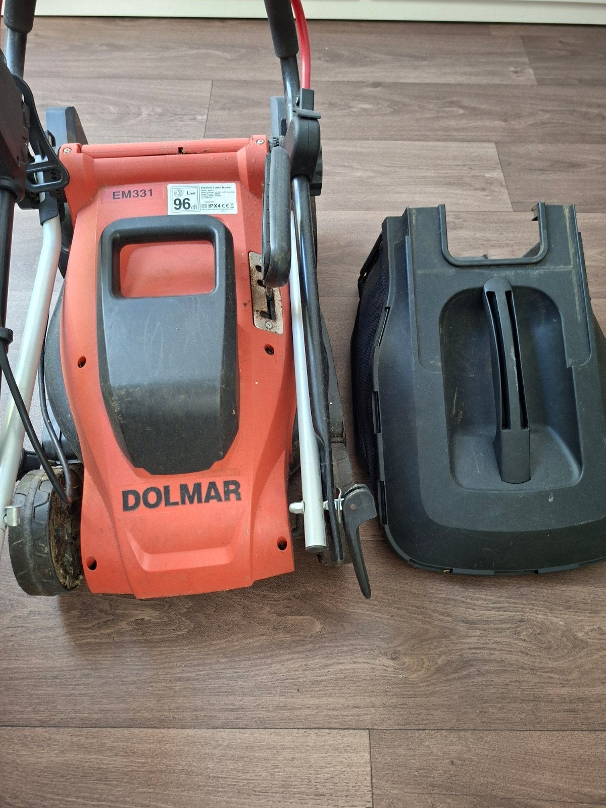 Dolmar EM331 Elektrische Grasmaaier met Opvangbak, Ophalen, Cirkelmaaier, Gebruikt, Elektrische grasmaaier