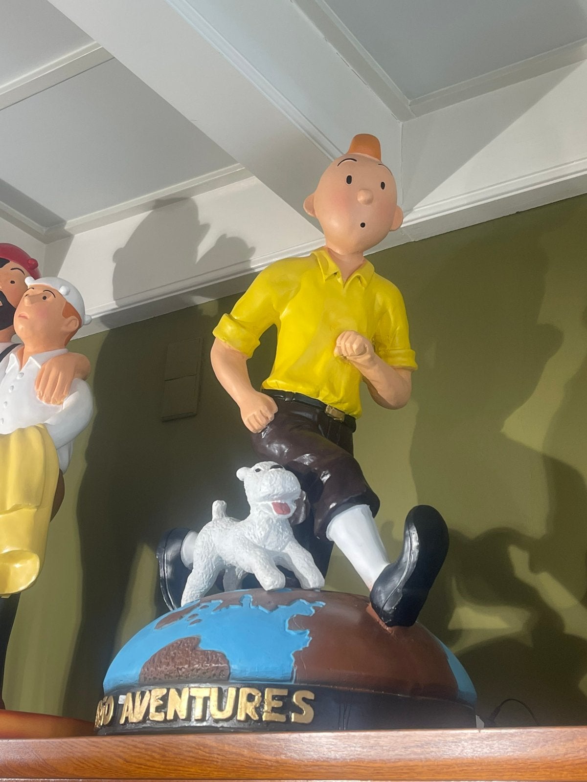 Beeld kuifje en bobbie, Ophalen of Verzenden, Kuifje, Zo goed als nieuw, Beeldje of Figuurtje
