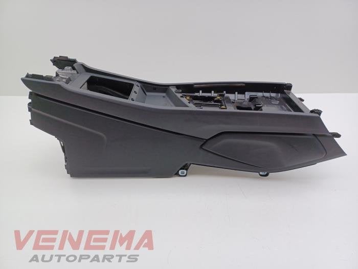 Middenconsoles van een Audi Q7, Gebruikt, -, -, -