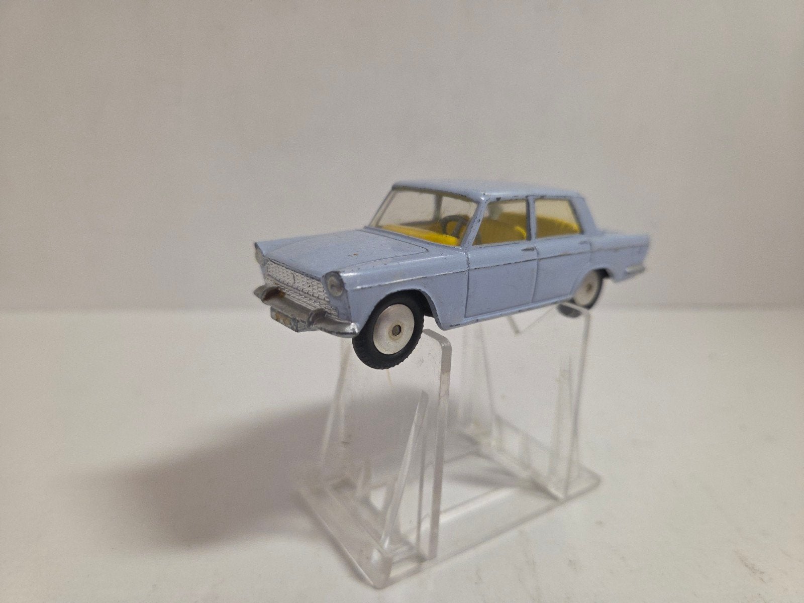 Corgi Fiat 1800 1:43, Auto, Corgi, ., Ophalen of Verzenden