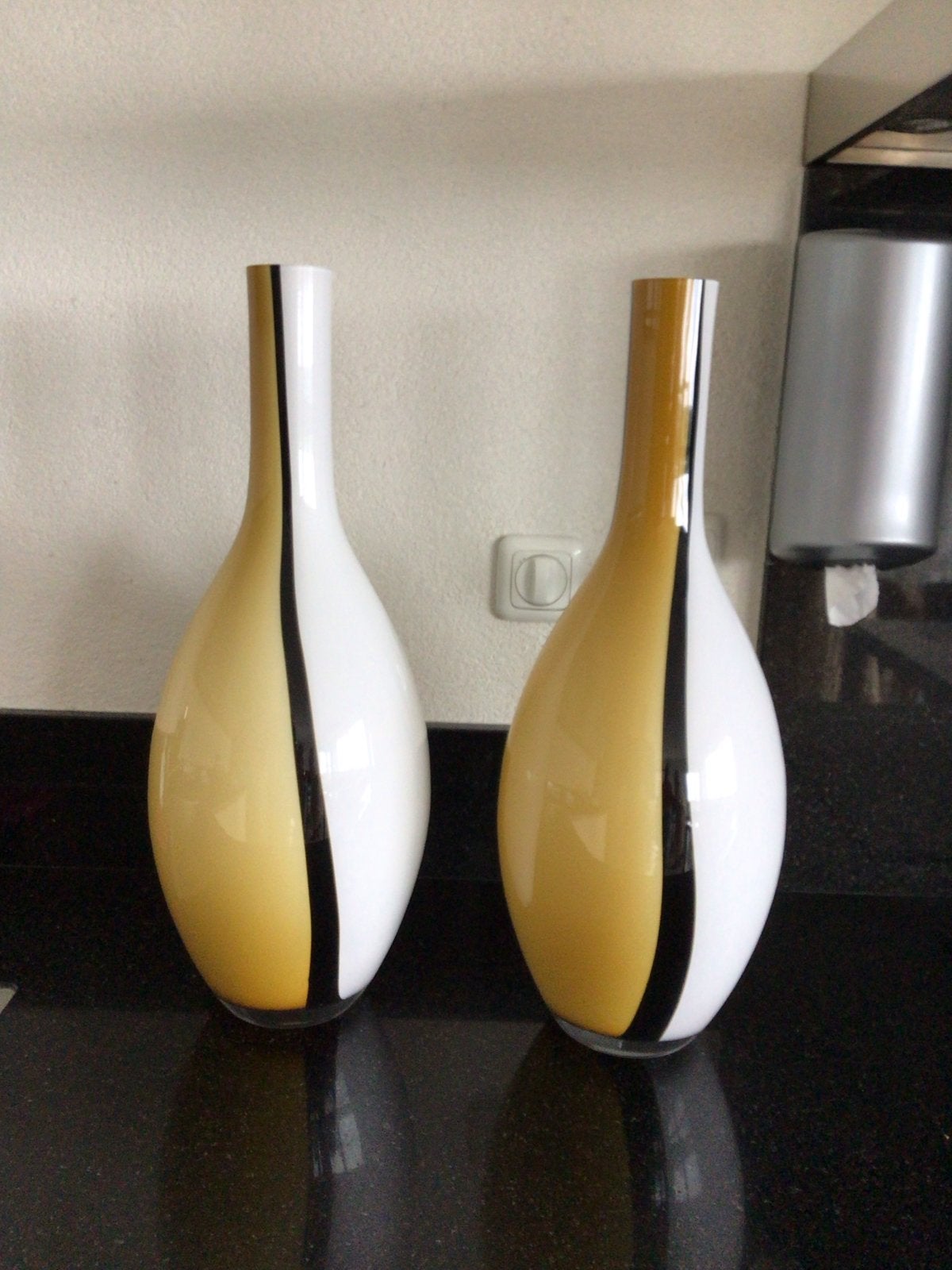 Set van 2 Grote Glazen Vazen - Wit en Goud, Ophalen of Verzenden