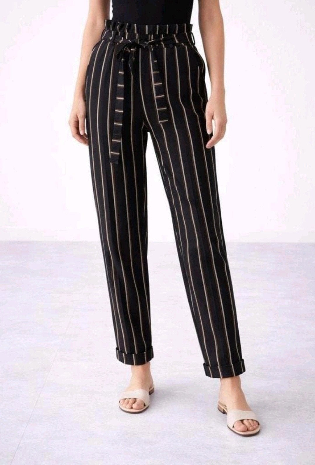 Pull&Bear gestreepte broek met hoge taille en strikceintuur, Zwart, Ophalen of Verzenden, Zo goed als nieuw, Lang