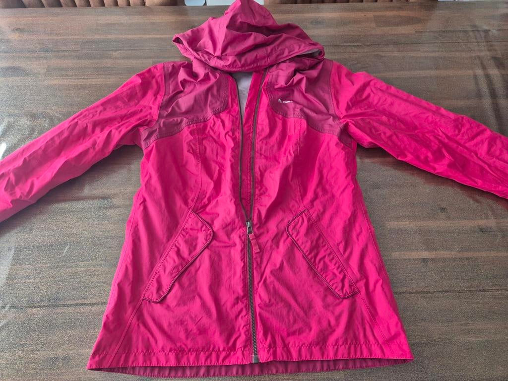 Roze Quechua regenjas met capuchon - Maat M, Maat 38/40 (M), Ophalen of Verzenden, Quechua, Roze