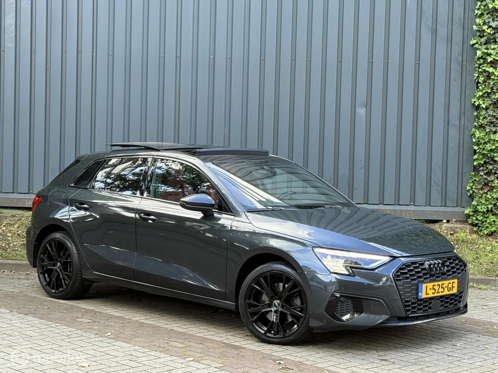 Audi A3 Sportback 40 TFSI e Pano|Matrix|Keyless|Virtual|Trek, Auto's, Gebruikt, Euro 6, 4 cilinders, 1535 kg
