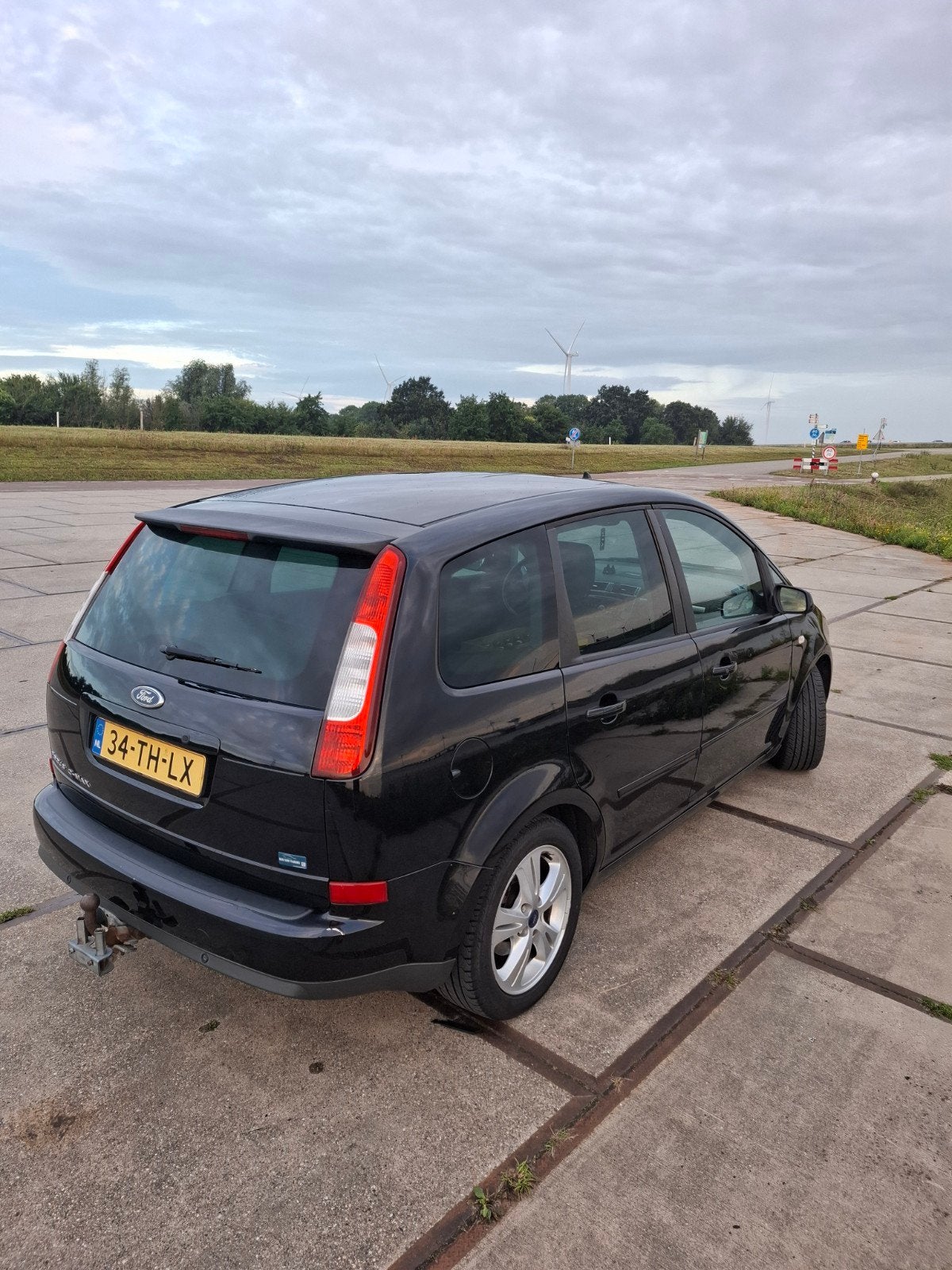 Ford C-Max 1.8 92KW 2006 Zwart, Voorwielaandrijving, 125 pk, 4 cilinders, Zwart