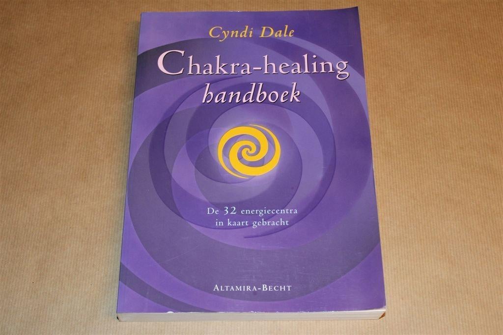 Chakra-Healing-Handboek — 32 Energiecentra in Kaart, Ophalen of Verzenden, Gelezen, Overige onderwerpen, Achtergrond en Informatie
