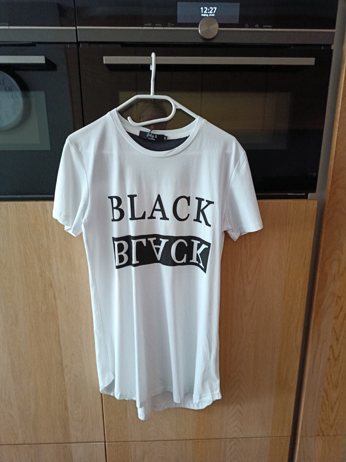 John H T-shirt wit met zwart detail en 'BLACK' print, Kleding | Heren, John H, Maat 48/50 (M), Wit, Nieuw