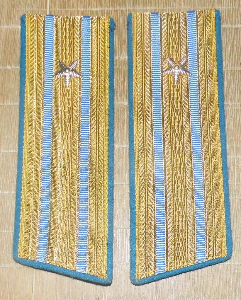 Schouderstukken ceremonieel USSR (CCCP) - Majoor luchtmacht, Verzenden, Luchtmacht, Overige gebieden, Embleem of Badge