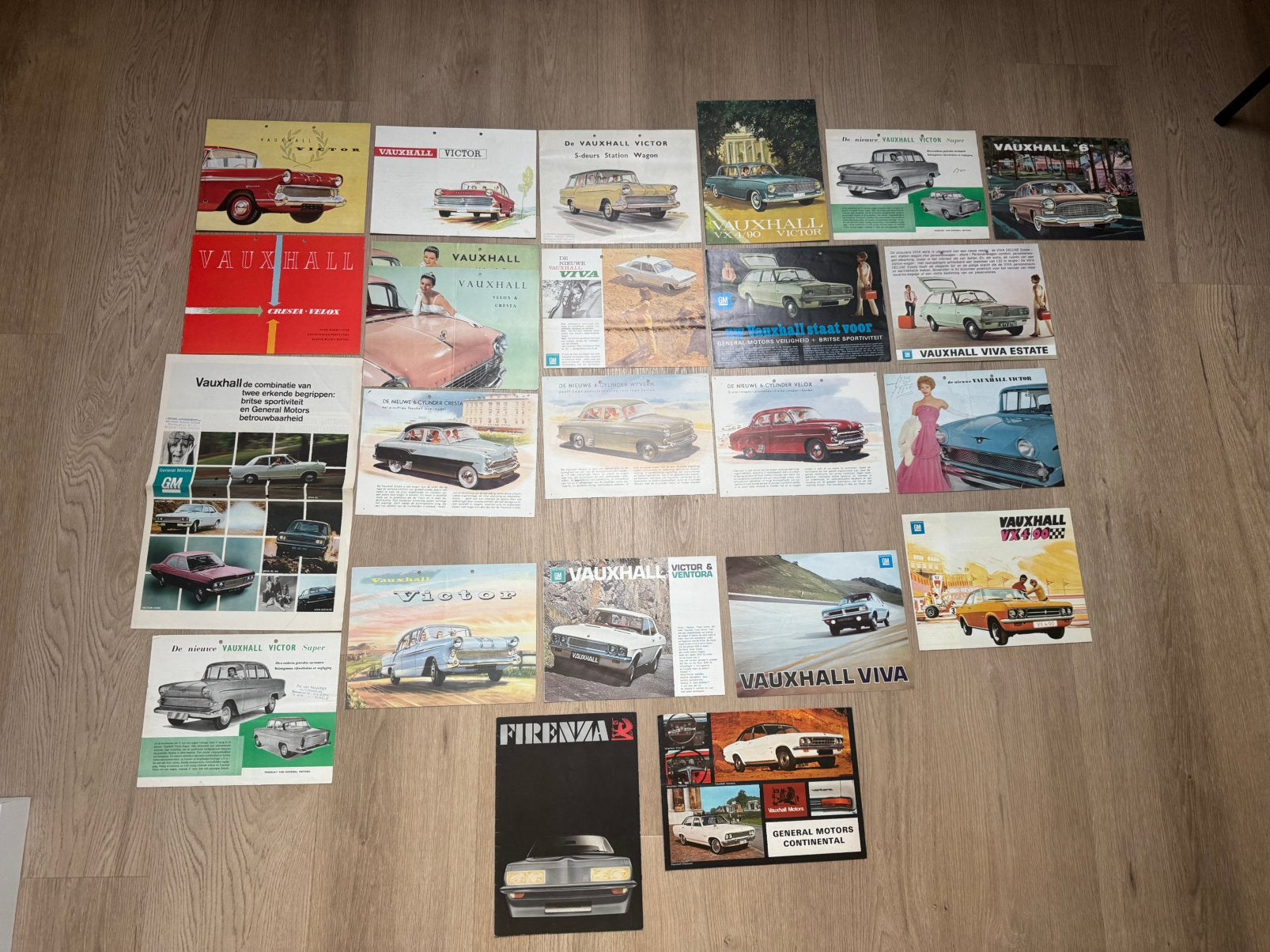 Unieke 23-delige verzameling Vauxhall autofolders folders, Ophalen, Gelezen, Overige merken