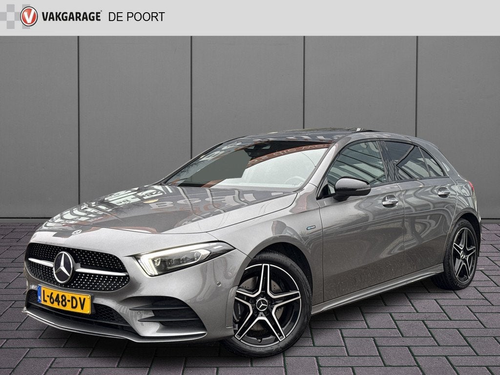 Mercedes-Benz A-Klasse 250 e Business Solution AMG Limited |, Stof, Gebruikt, 4 cilinders, Bedrijf