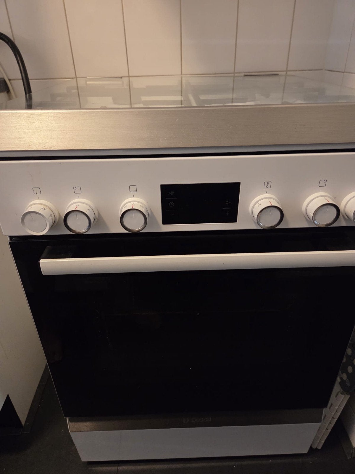 Tekoop fornuis gas en elektriciteit., Witgoed en Apparatuur, Fornuizen, Ophalen, Gebruikt, Hete lucht, 4 kookzones
