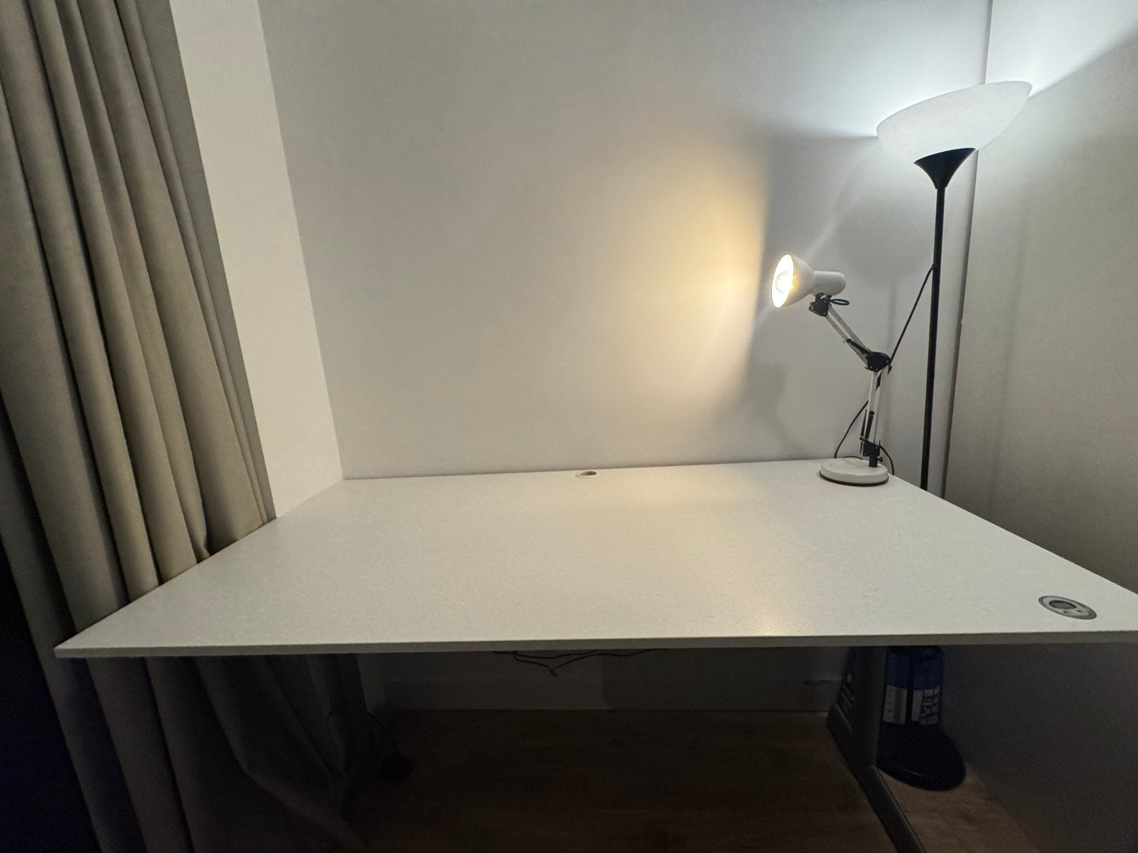 Ahrend Height adjustable office table 160x80, Ophalen, Zo goed als nieuw