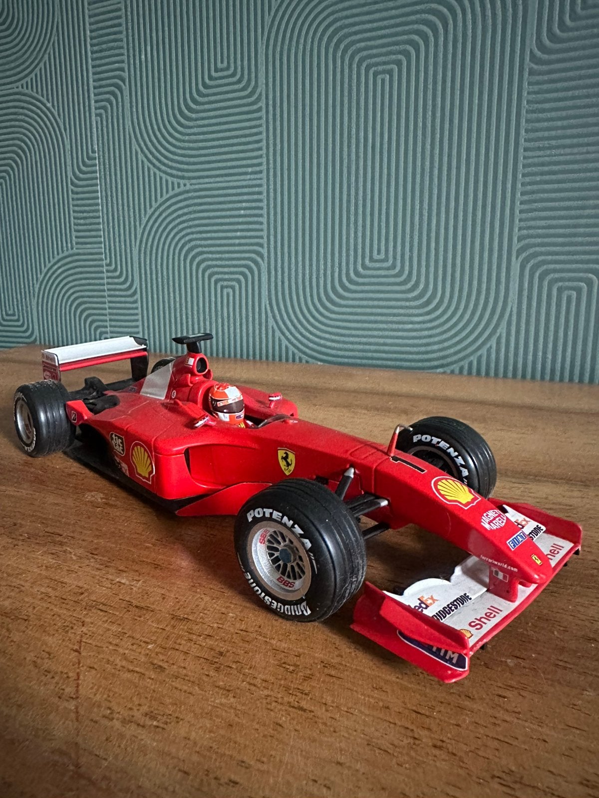 Hot Wheels 1:18 - Ferrari F2001 F1 2001 M.Schumacher, Hobby en Vrije tijd, Ophalen of Verzenden, Gebruikt, Hot Wheels