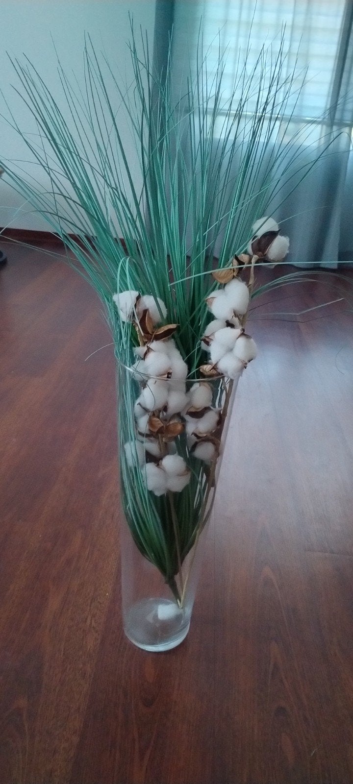 Glazen vaas met siertakken en katoen, Ophalen, Gebruikt, Transparant, Inclusief decoratie