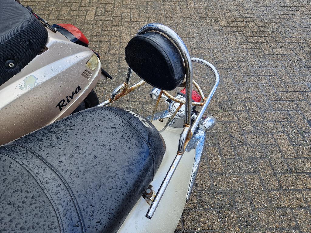 Onderdelen sym allo snor 25km model , kap rekje wiel band, Fietsen en Brommers, Brommeronderdelen | Scooters, Ophalen, Gebruikt
