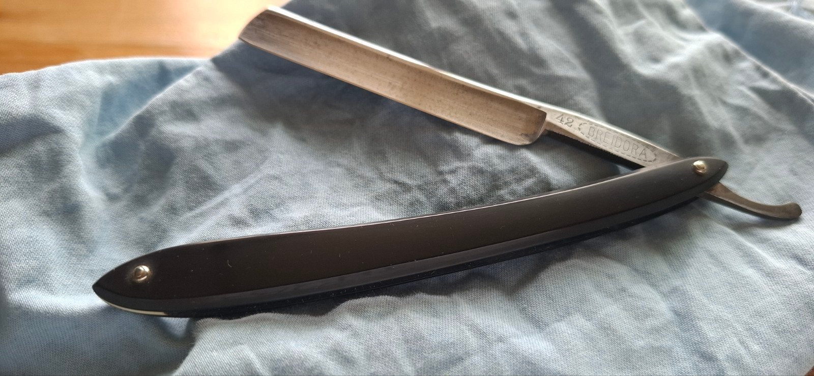 ​Shave Ready Breidora 42 — Solingen 4/8 (14mm)Straight Razor, Ophalen of Verzenden