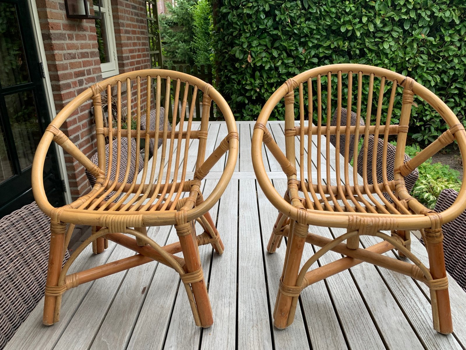 Z.g.a.n. rotan kinder tuinstoeltjes, Ophalen, Zo goed als nieuw, Rotan