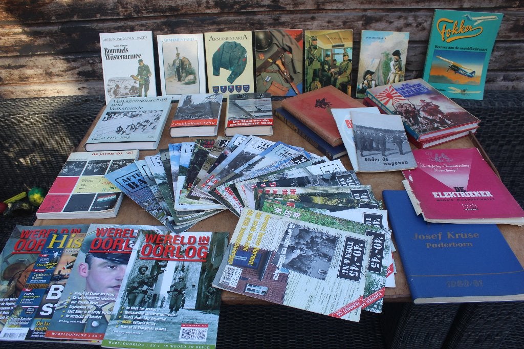 + Groot Lot Diverse Wo2 Boeken 45 Stuks +, Verzamelen, Ophalen of Verzenden, Overige gebieden, Boek of Tijdschrift
