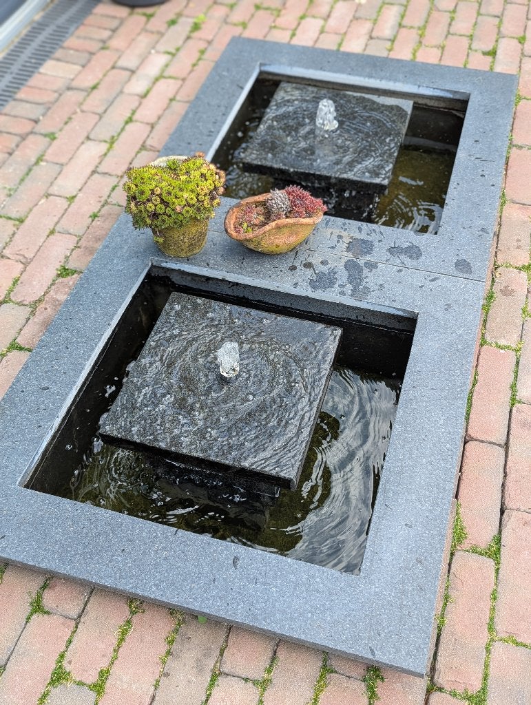 Water fontein natuursteen, Ophalen, Gebruikt, Hardsteen, Fontein
