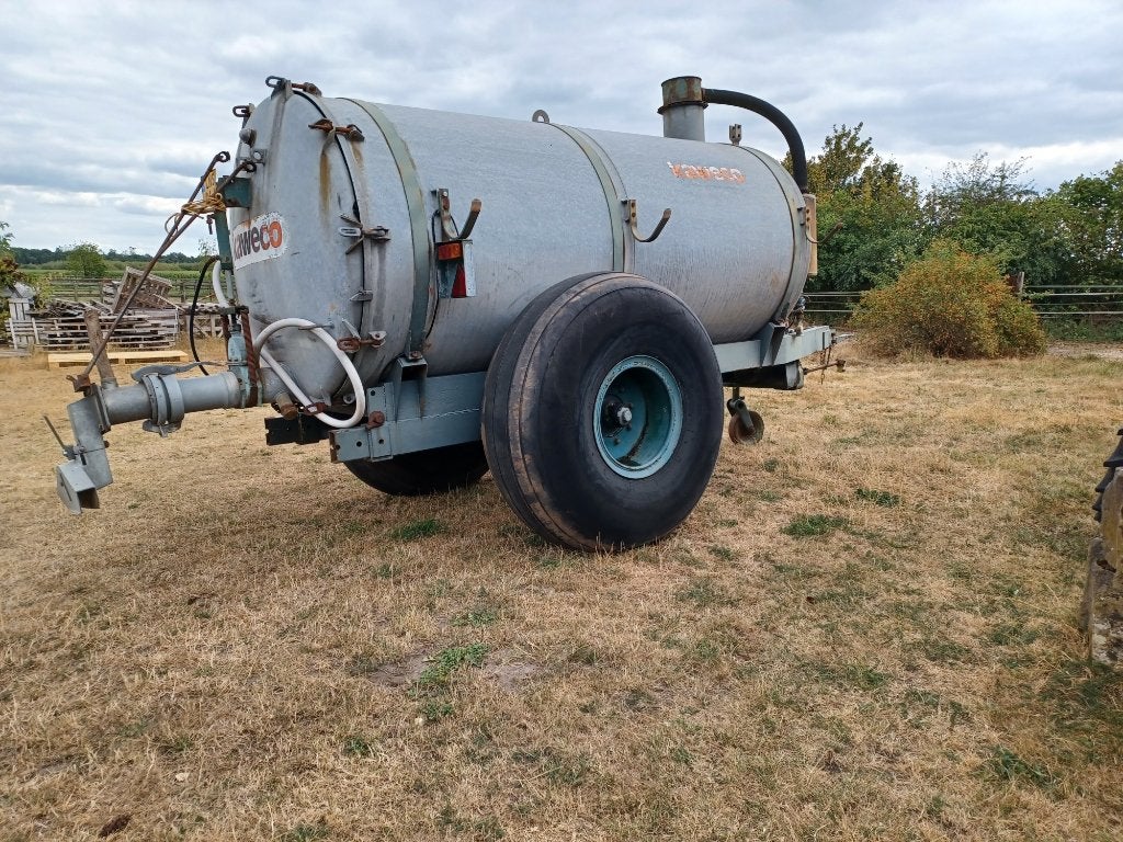 mesttank, gierton ,watertank ,cultuur banden, Zakelijke goederen, Agrarisch | Werktuigen, Ophalen of Verzenden, Glastuinbouw, Gewasbescherming en Bemesting