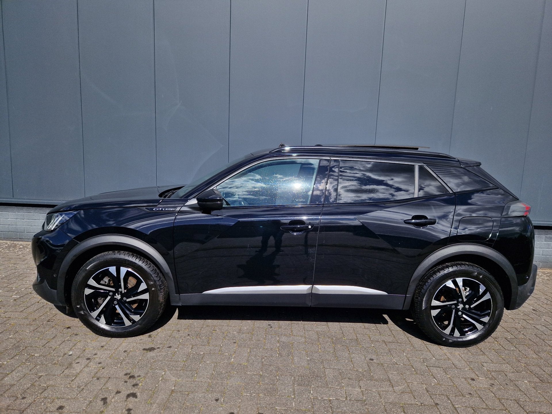 Peugeot 2008 1.5 BlueHDi AUT GT Line 130PK /I cockpit /Pano, 12 maanden, Gebruikt, Zwart, 4 cilinders