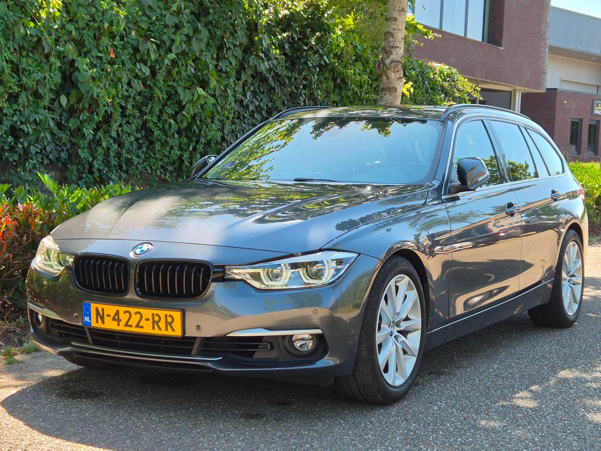 BMW 3-serie Touring 320i X Drive Luxury Edition Apple CarPla, Auto's, Automaat, 4 cilinders, Leder, Vierwielaandrijving