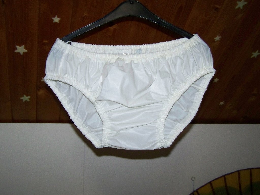 plastic broek model Bikini kleur  wit maat L, Diversen, Verpleegmiddelen, Zo goed als nieuw, Verzenden
