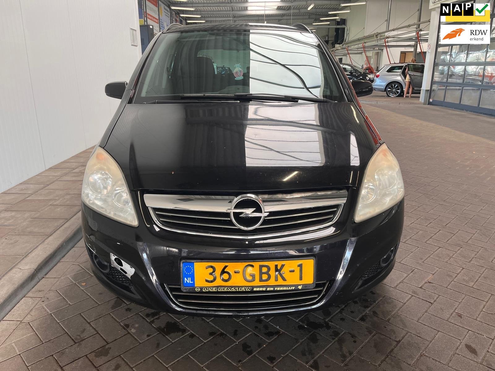 Opel Zafira 1.8 Temptation, Auto's, Voorwielaandrijving, Stof, Gebruikt, 4 cilinders