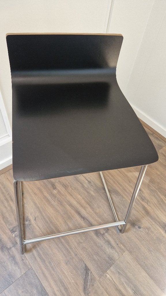 Zwarte Glenn Ikea barkruk, Huis en Inrichting, Barkrukken, Ophalen, Gebruikt, Met voetsteun, 60 tot 90 cm