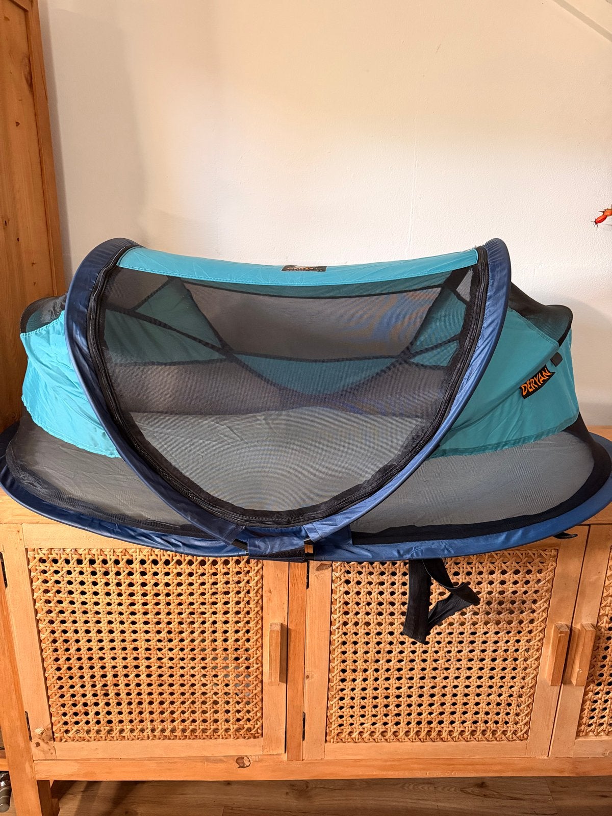 Deryan Travel Cot Baby Luxe - Reisbedje, Kinderen en Baby's, Babywiegjes en Ledikanten, Ophalen, Zo goed als nieuw, Reisbedje