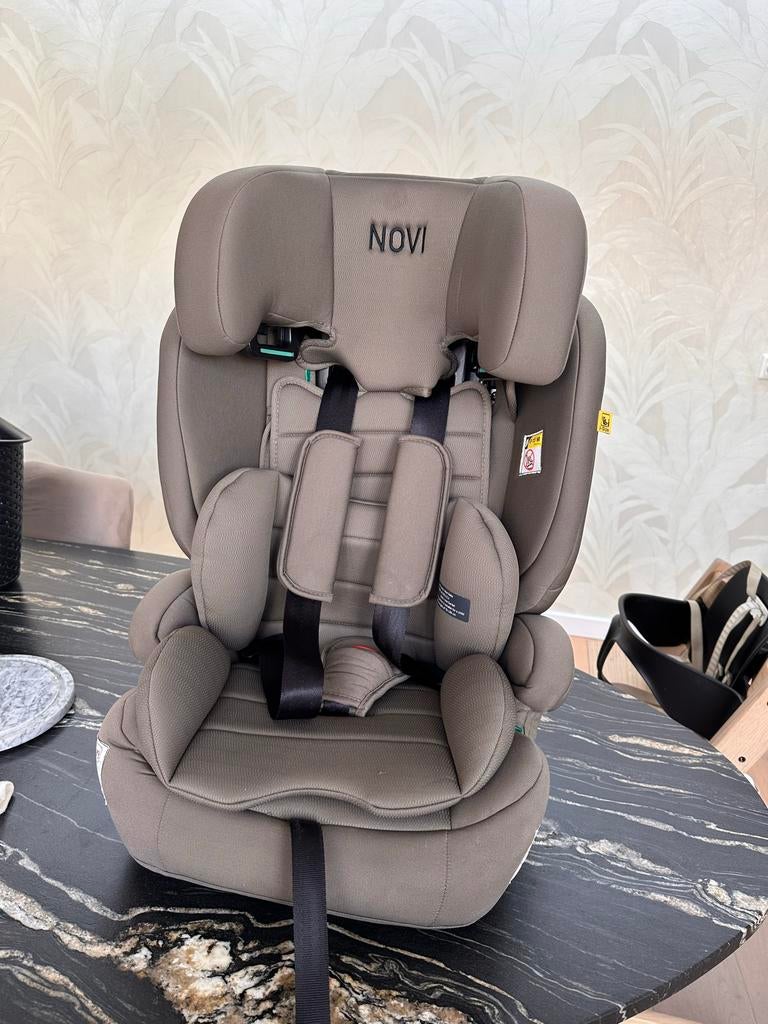 ZGAN. Autostoel Novi Jules dark taupe, Verstelbare rugleuning, 9 t/m 36 kg, Ophalen, Overige merken