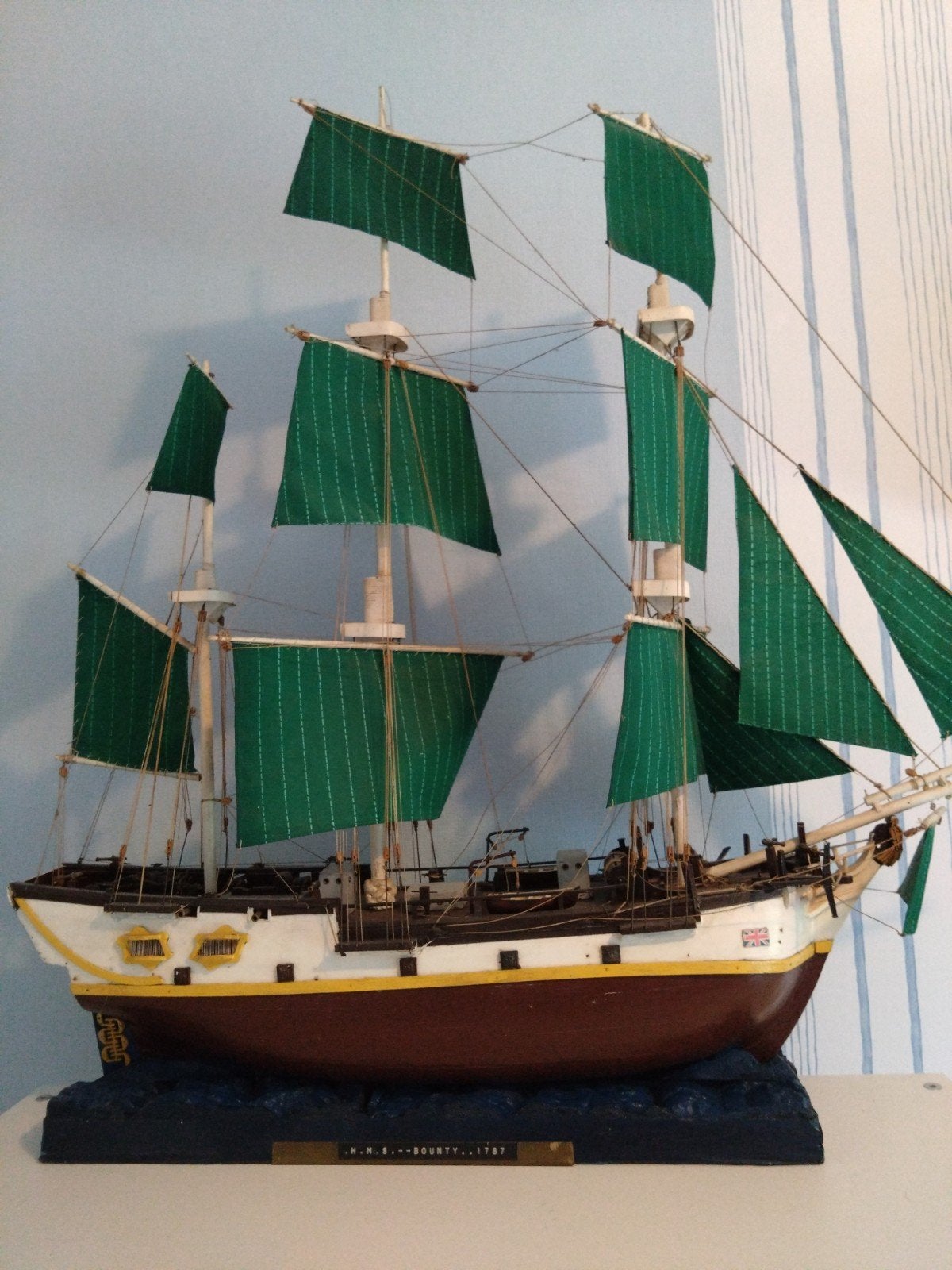Miniatuur boot, Hobby en Vrije tijd, Modelbouw | Boten en Schepen, Ophalen
