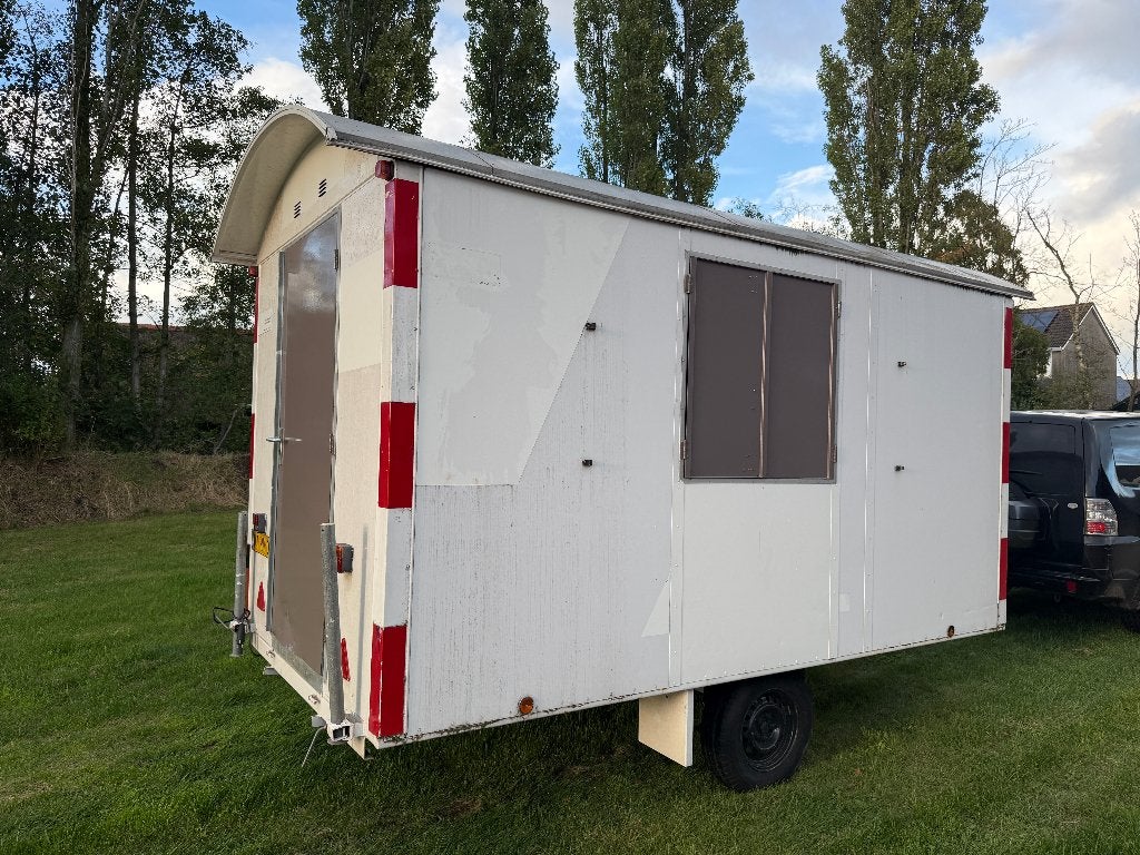 Metalen snelverkeer schaftwagen schaftkeet pipowagen, Ophalen of Verzenden