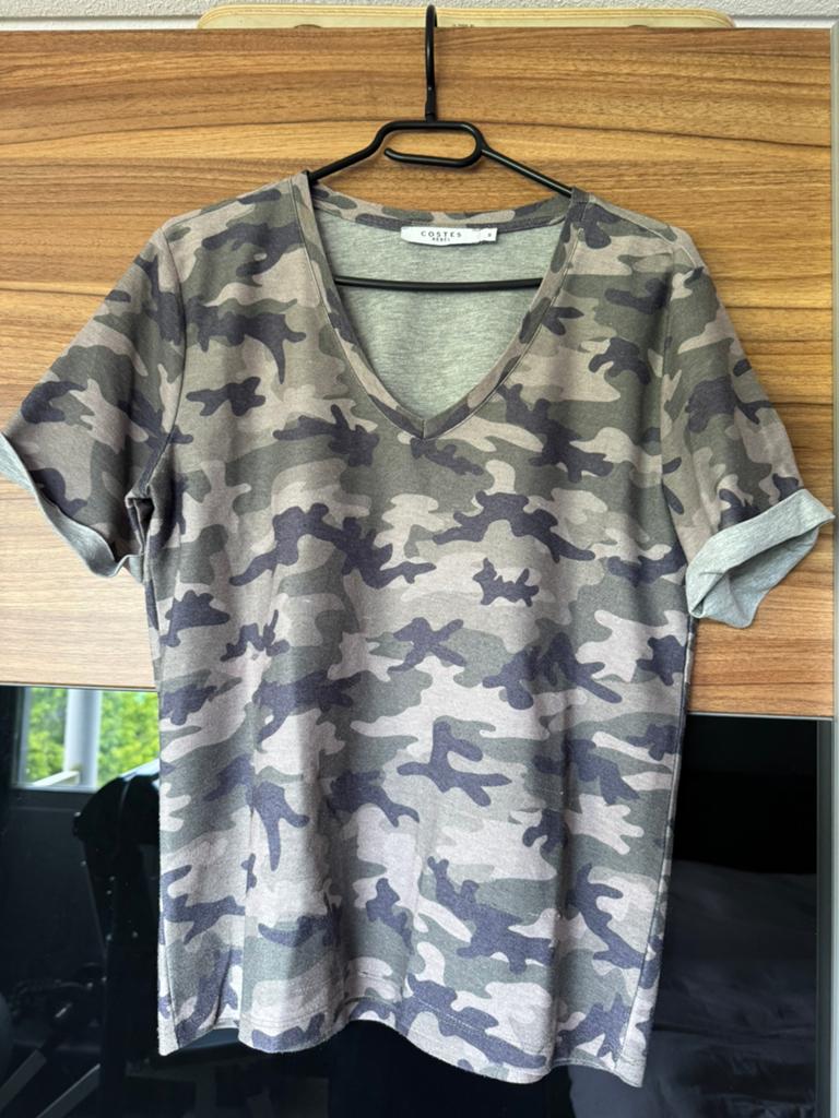 Costes v hals shirt camouflage print maat S, Maat 38/40 (M), Ophalen of Verzenden, Zo goed als nieuw, Korte mouw