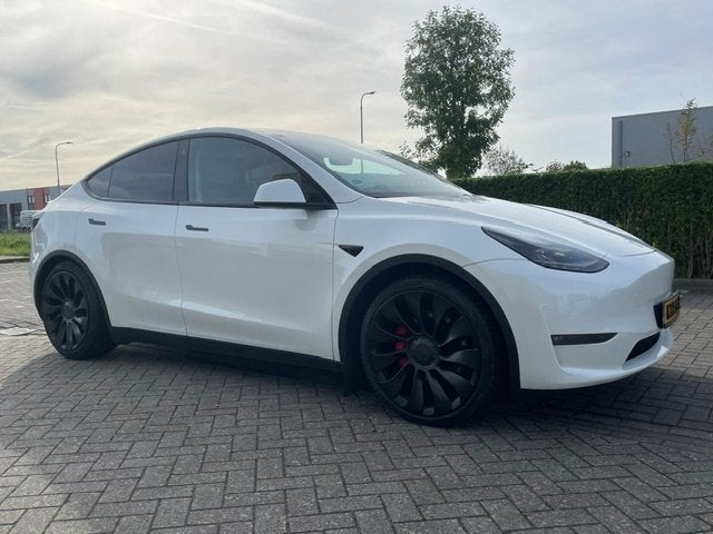 Foto 5 van Tesla Model Y Performance AWD 2024 534 pk btw-auto