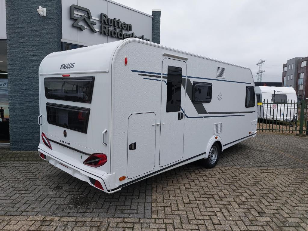 Knaus Sudwind 540 FDK, Caravans en Kamperen, Overige typen, Bedrijf, Treinzit, 6 tot 7 meter